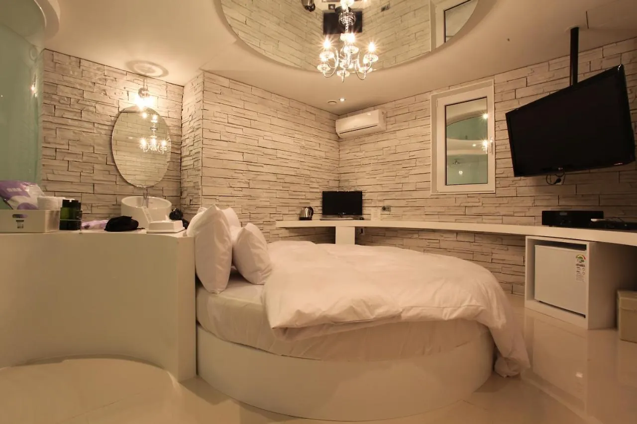 Hotel Pop3 Jongno Seoul